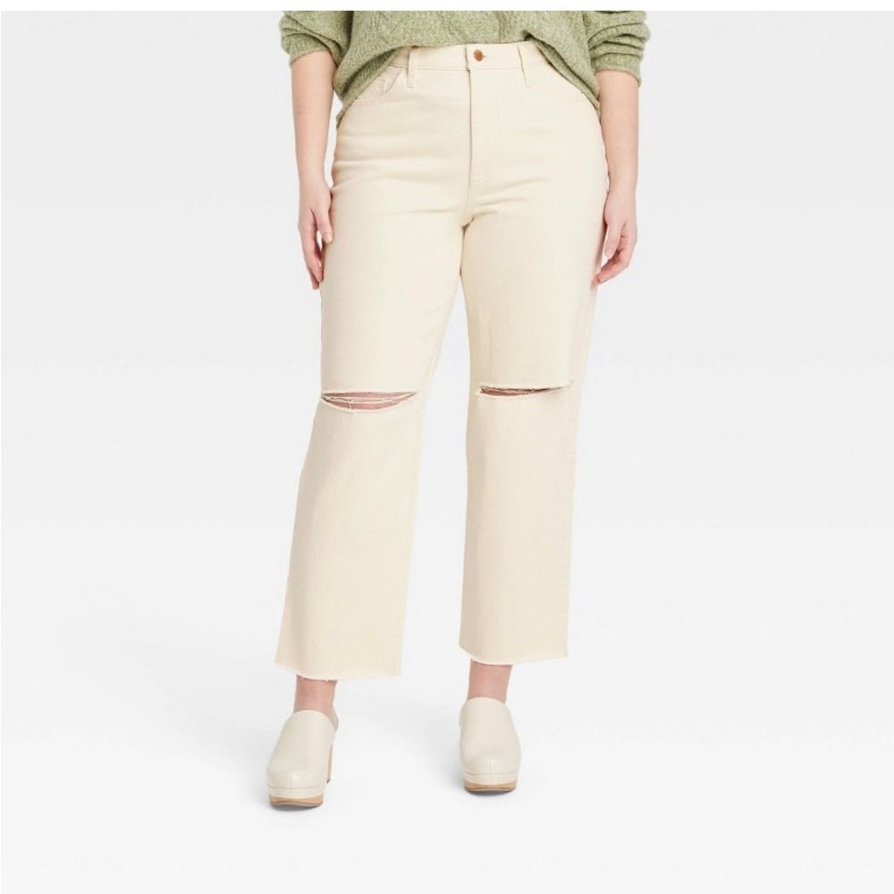 High Rise Off-White Vintage Straight Jeans